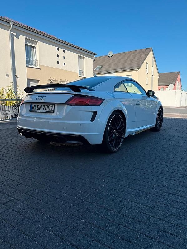 Gebraucht Audi TT S-Line 197 PS (144 kW) 2020 Weiß Coupé