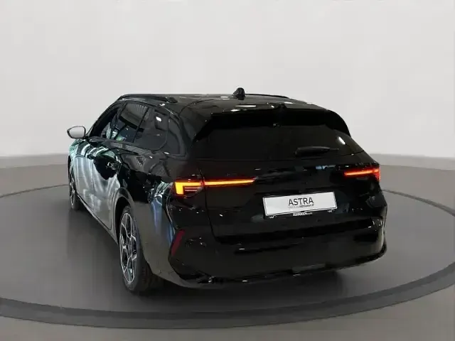 Neu Opel Astra Ultimate 96 PS (70 kW) 2026 Schwarz Kombi