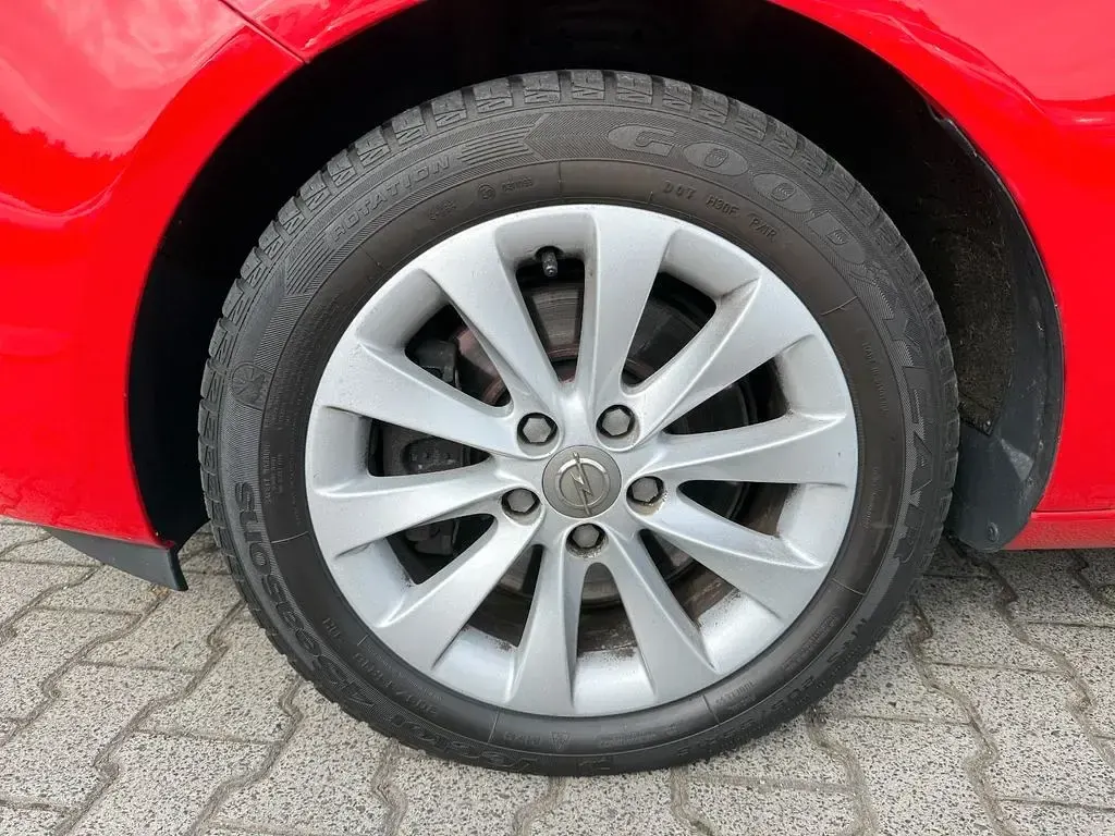 Gebraucht Opel Meriva Style 95 PS (69 kW) 2015 Rot Van / Kleinbus
