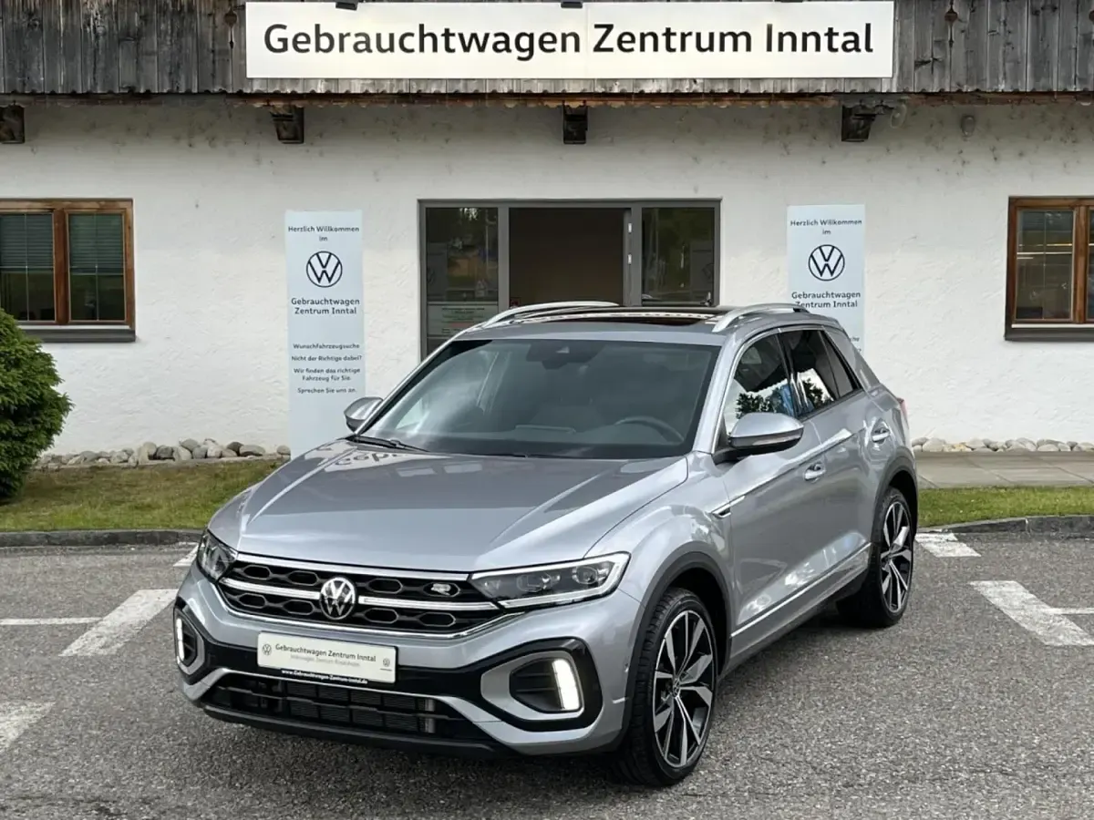 Gebraucht VW T-Roc R-line 190 PS (139 kW) 2024 Silber SUV