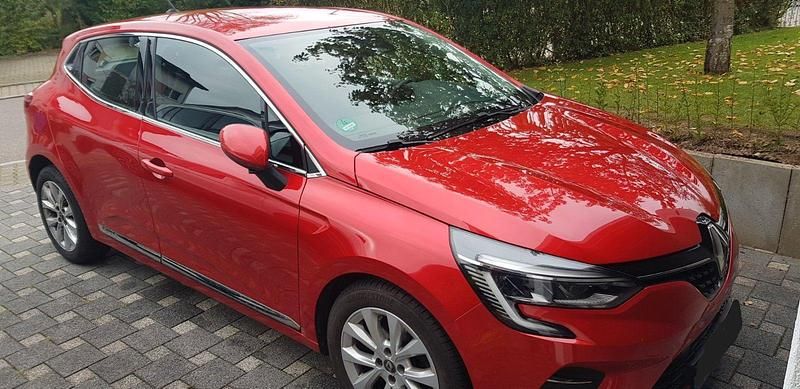 Rot Gebraucht 2019 Renault Clio IV Intens Kleinwagen | 11.000 € (Guter Preis) - Bild 1/4