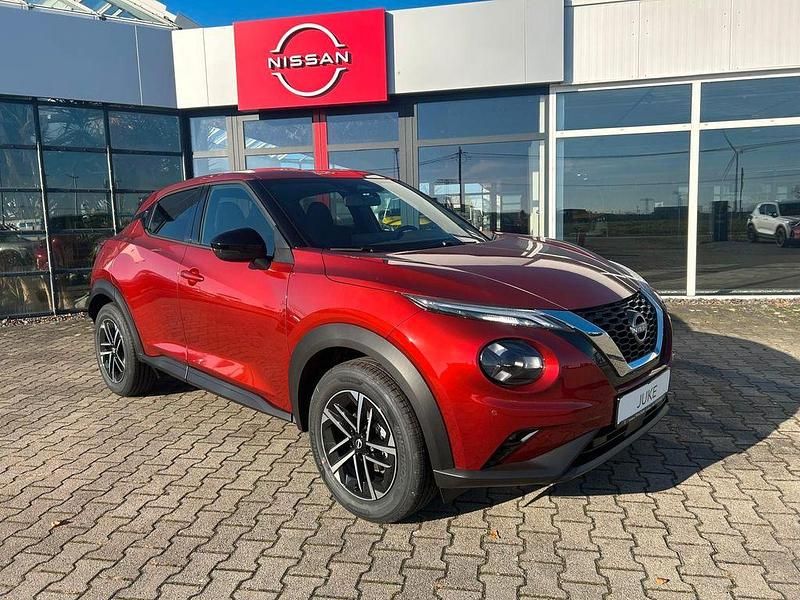 Neu Nissan Juke N-Connecta 114 PS (83 kW) 2026 Rot SUV