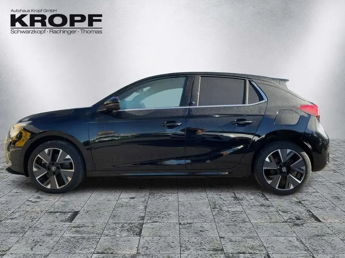 Gebraucht Opel Corsa-e GS Line 100 kW (136 PS) 2023 Diamant schwarz/karbon schwarz Kleinwagen