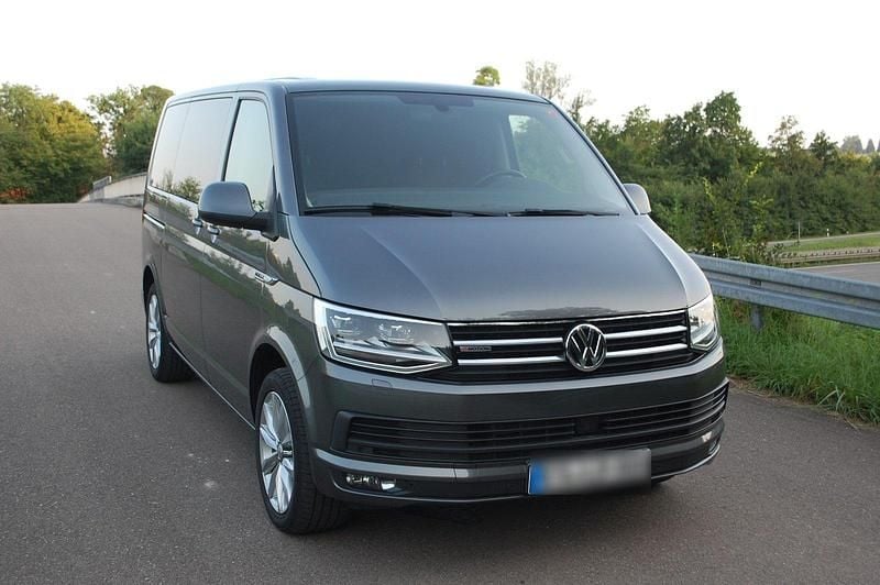 Usata VW T6 204 CV (150 kW) 2016 Grigio Furgone