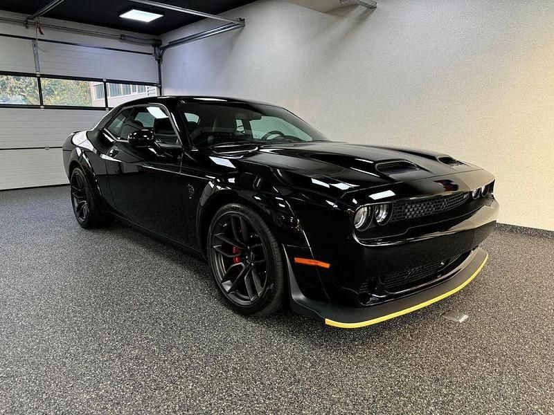 Schwarz Neu 2025 Dodge Challenger Coupé | 88.600 € (Fairer Preis) - Bild 1/4