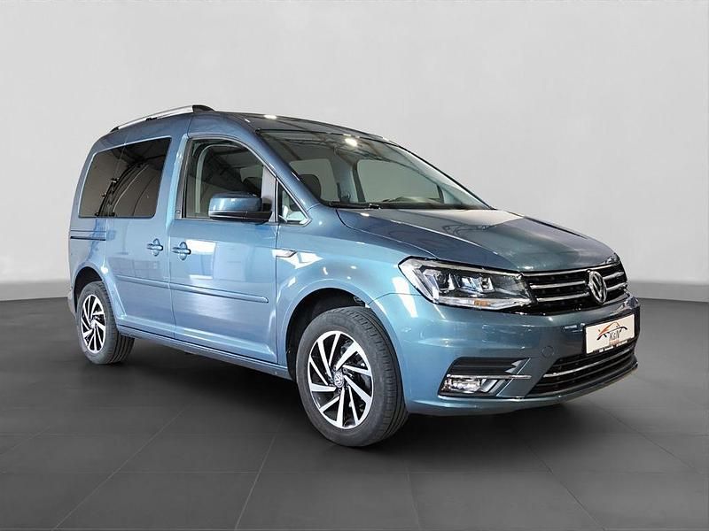 Grün Gebraucht 2018 VW Caddy Join Van / Kleinbus | 19.490 € (Etwas zu teuer) - Bild 1/4