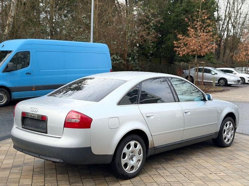 Gebraucht Audi A6 Ambiente 165 PS (121 kW) 2000 Silber Limousine