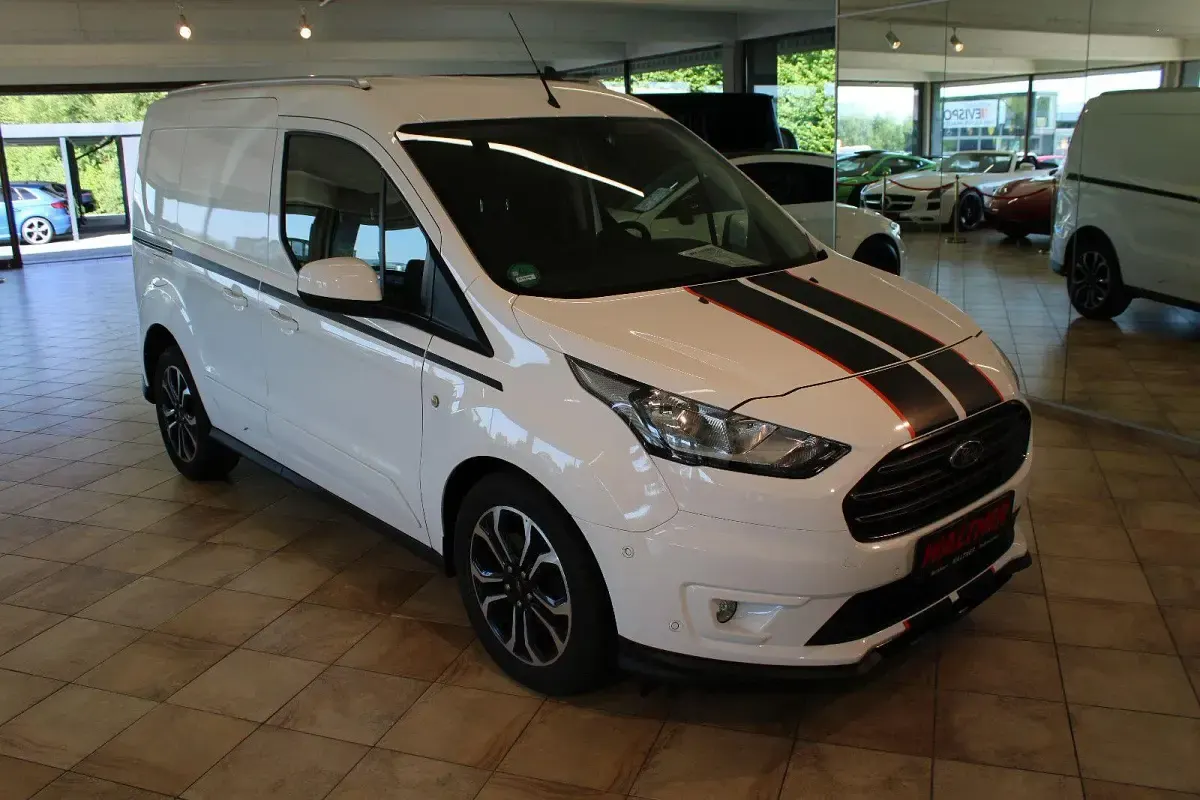 Gebraucht Ford Transit Sport 120 PS (88 kW) 2021 Weiß Kombi