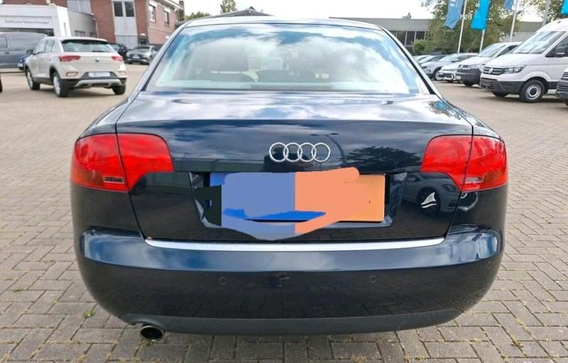 Gebraucht Audi A4 131 PS (96 kW) 2006 Blau Limousine