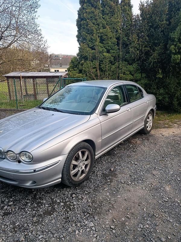 Gebraucht Jaguar X-type 156 PS (114 kW) 2004 Silber Limousine