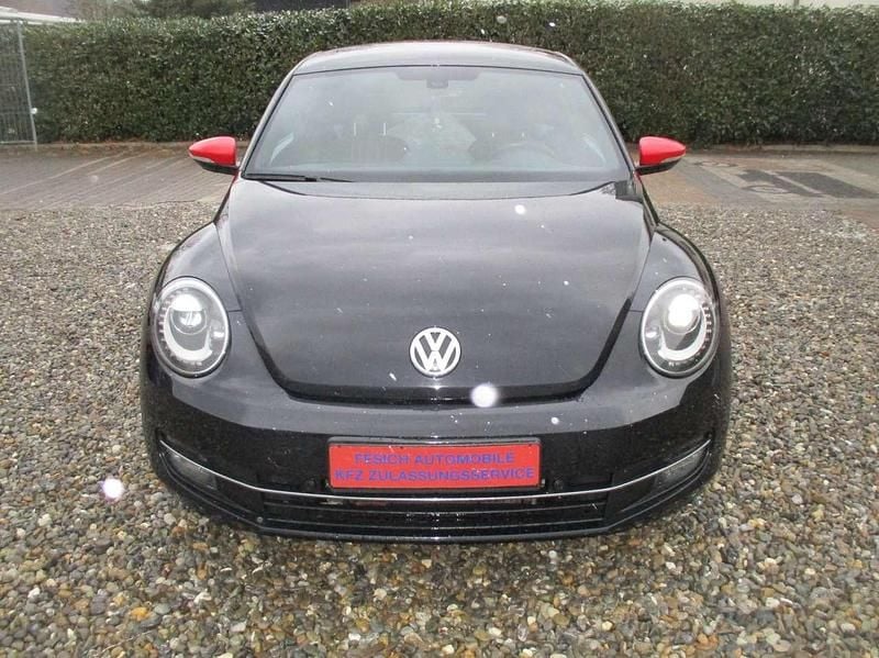 Deep black perleffekt Gebraucht 2015 VW Beetle CLUB Kleinwagen | 9.800 € (Fairer Preis) - Bild 1/4