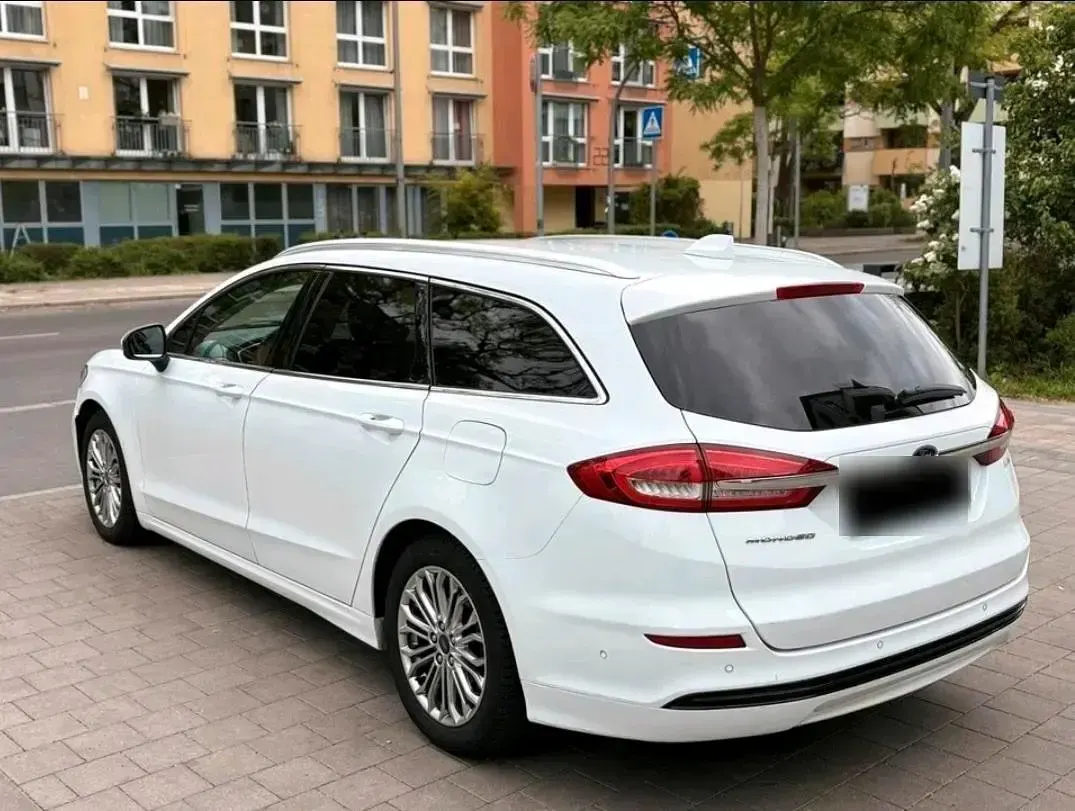 Gebraucht Ford Mondeo 150 PS (110 kW) 2020 Weiß Kombi