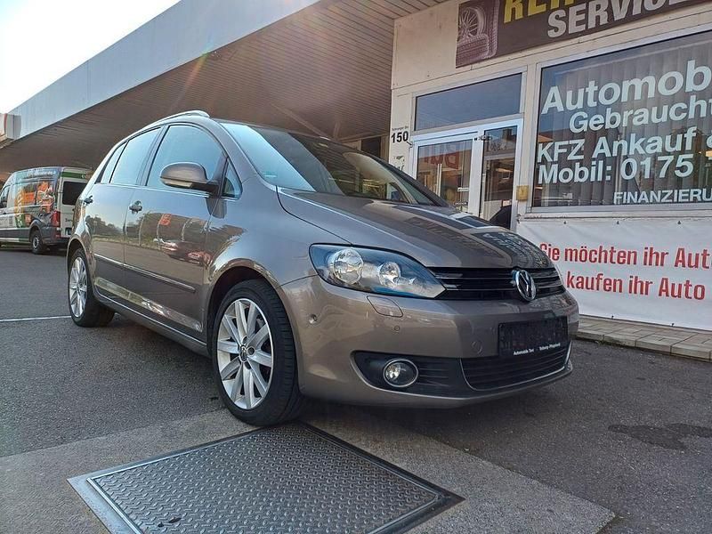 Kaschmirbraun Gebraucht 2010 VW Golf Plus Cross Highline Van / Kleinbus | 5.690 € (Fairer Preis) - Bild 1/4