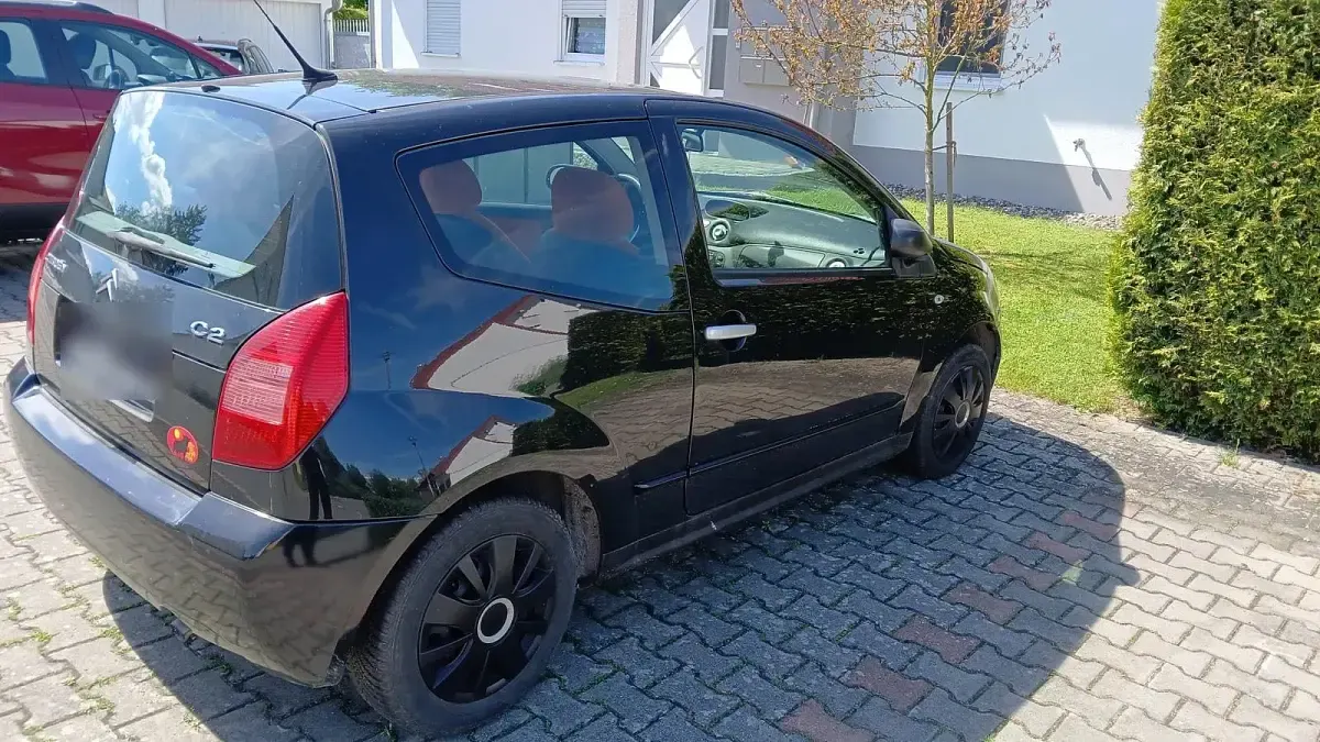 Gebraucht Citroën C2 60 PS (44 kW) 2004 Schwarz Kleinwagen