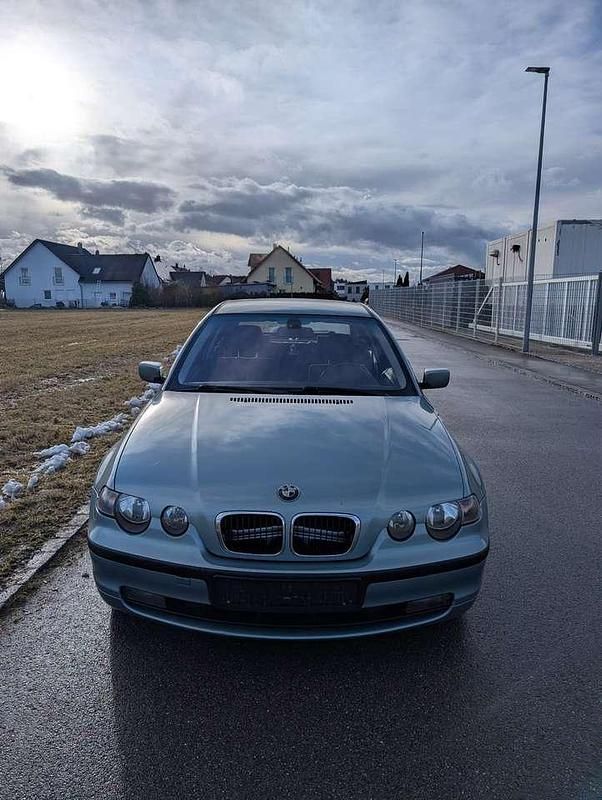 Gebraucht BMW 316 116 PS (85 kW) 2002 Limousine