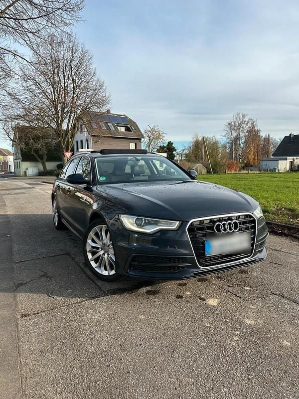 Blau Gebraucht 2013 Audi A6 Comfort Kombi | 8.500 € (Fairer Preis) - Bild 1/4