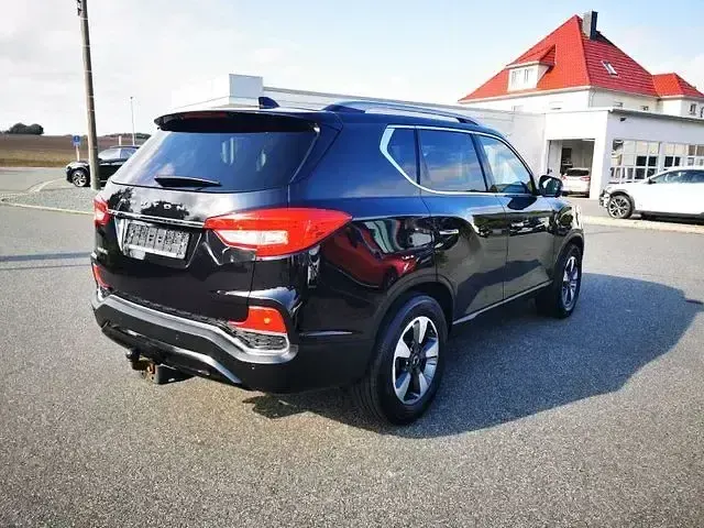 Gebraucht SsangYong Rexton Sapphire 181 PS (133 kW) 2017 Schwarz SUV