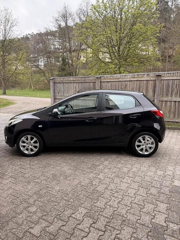 Second-hand Mazda 2 84 CP (61 kW) 2011 Mov Hatchback