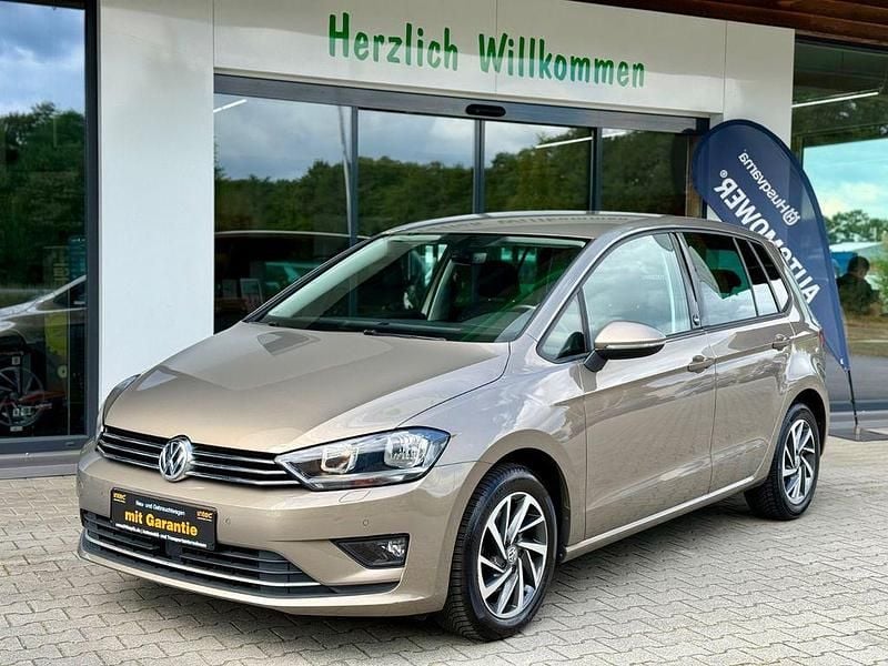 Gold Gebraucht 2017 VW Golf Sportsvan Sound Van / Kleinbus | 9.900 € (Guter Preis) - Bild 1/4