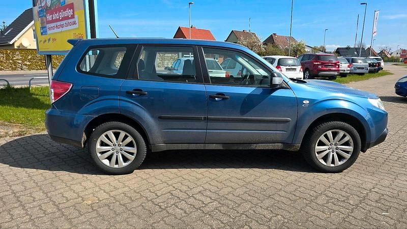 Second-hand Subaru Forester 147 CP (108 kW) 2010 Albastru SUV