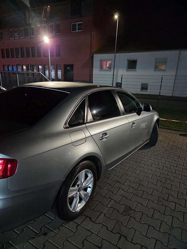 Gebraucht Audi A4 Ambiente 160 PS (117 kW) 2008 Grau Limousine