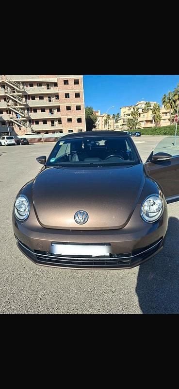 Gebraucht VW Beetle Cabriolet 105 PS (77 kW) 2014 Braun Cabrio