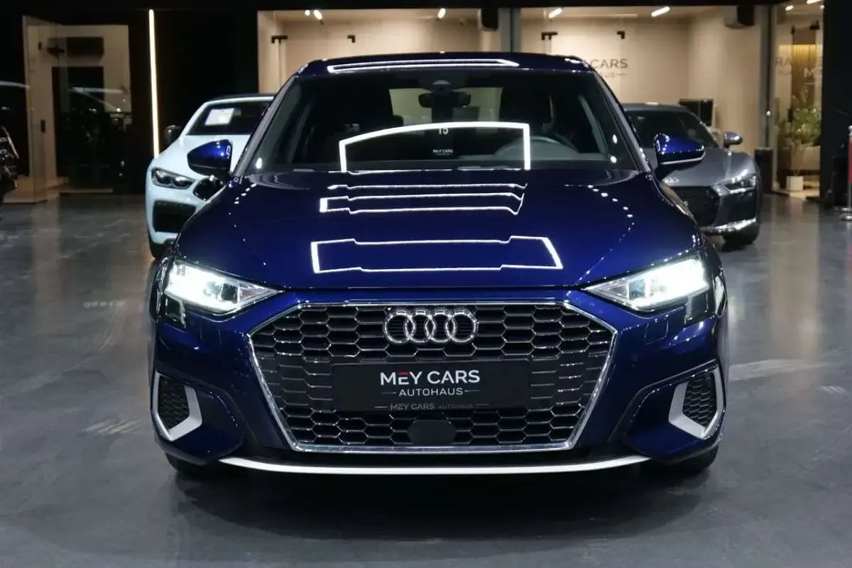 Second-hand Audi A3 Advanced Plus 150 CP (110 kW) 2022 Albastru Berlinǎ