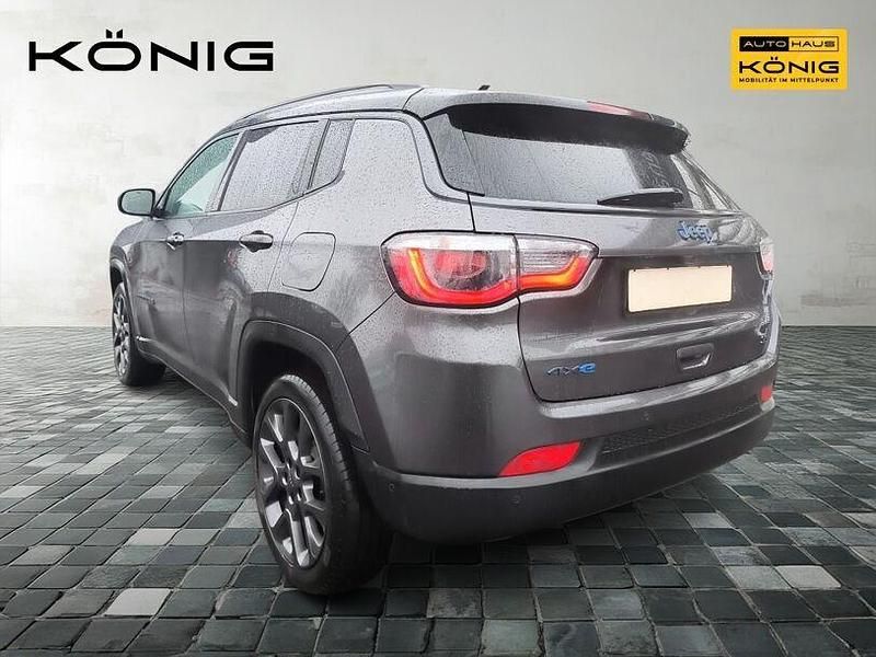 Gebraucht Jeep Compass 180 PS (132 kW) 2021 Zweifarblackierung granite cr SUV