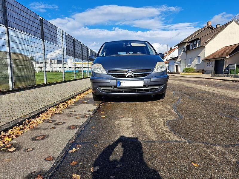 Gebraucht Citroën C8 Exclusive 163 PS (119 kW) 2010 Grau Van / Kleinbus