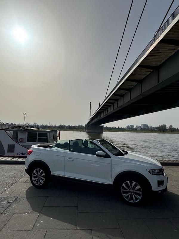 Gebraucht VW T-Roc Cabriolet 150 PS (110 kW) 2021 Weiß Cabrio