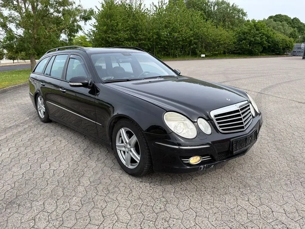 Gebraucht Mercedes E320 224 PS (164 kW) 2008 Schwarz Kombi