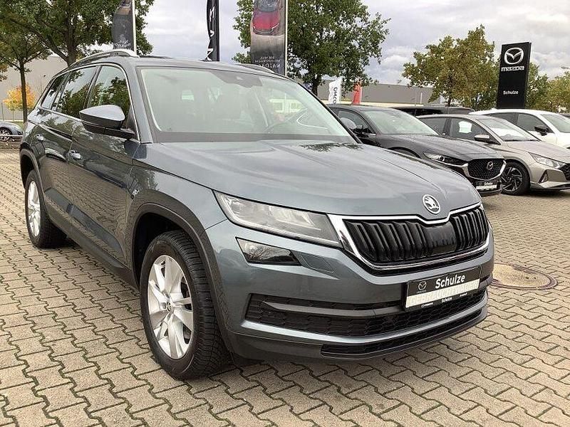 Quarzgrau metallic Gebraucht 2019 Skoda Kodiaq Style SUV | 19.960 € (Guter Preis) - Bild 1/4
