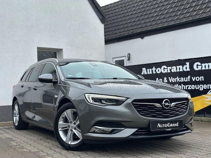 Second-hand Opel Insignia Dynamic 170 CP (125 kW) 2018 Gri Break