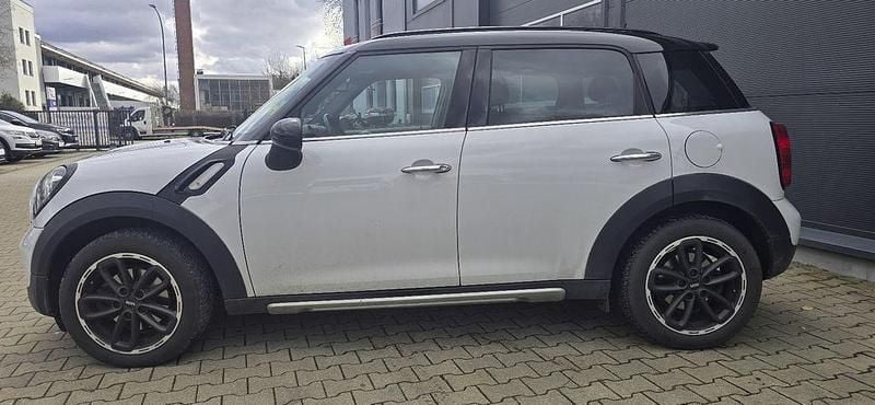 Gebraucht Mini Cooper D Countryman 111 PS (81 kW) 2016 Weiß SUV