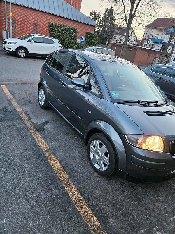 Gebraucht Audi A2 110 PS (80 kW) 2003 Grau Kleinwagen
