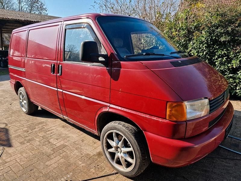 Gebraucht VW T4 60 PS (44 kW) 1994 Rot Van