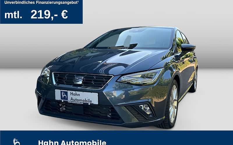 "magnetic tech" Gebraucht 2024 Seat Ibiza FR Limousine | 22.570 € (Fairer Preis) - Bild 1/4