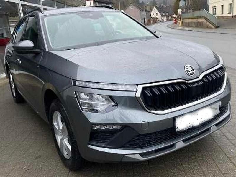 Neu Skoda Kamiq 116 PS (85 kW) 2026 Grau SUV