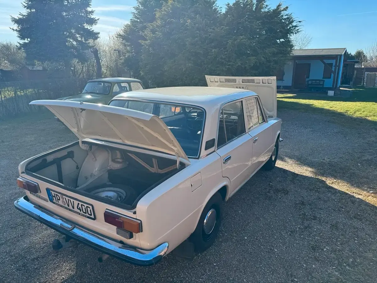 Gebraucht Lada 1200 60 PS (44 kW) 1983 Weiß Limousine