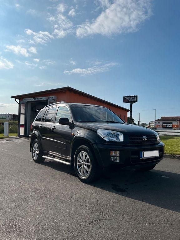 Schwarz Gebraucht 2002 Toyota RAV4 SUV | 5.000 € (Fairer Preis) - Bild 1/3