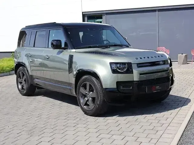 Gebraucht Land Rover Defender SE Dynamic 200 PS (147 kW) 2023 Grün SUV