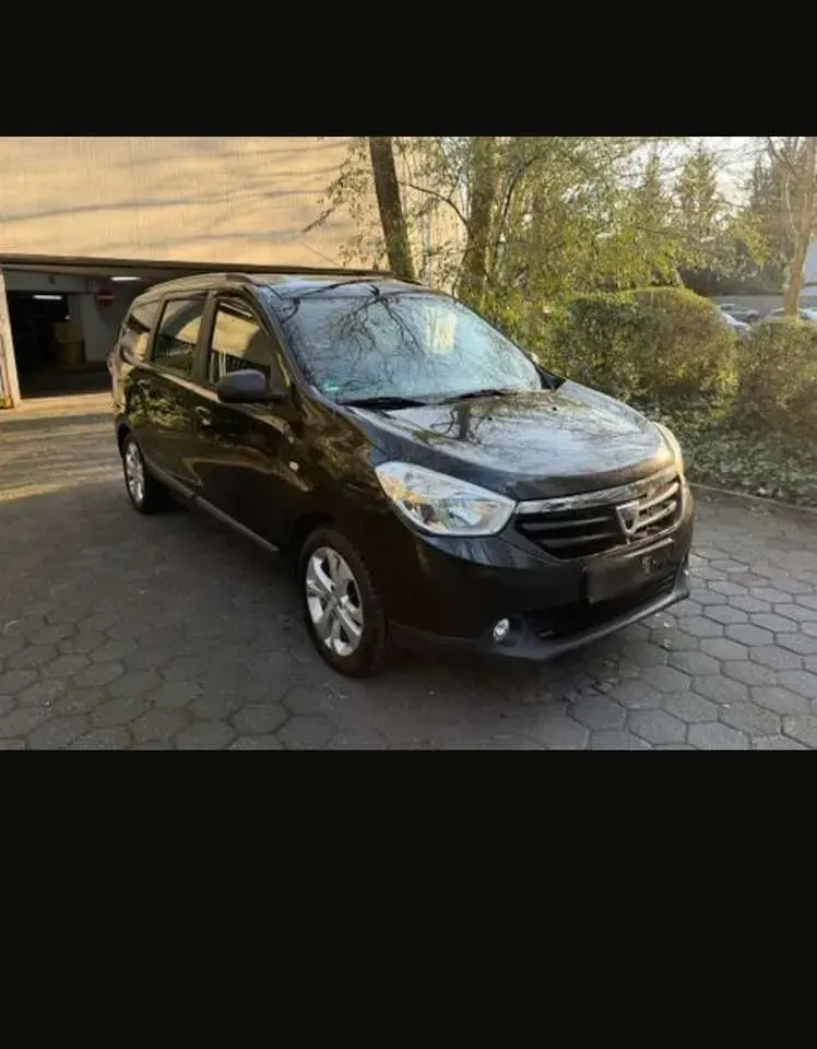 Gebraucht Dacia Lodgy 116 PS (85 kW) 2016 Schwarz Van / Kleinbus