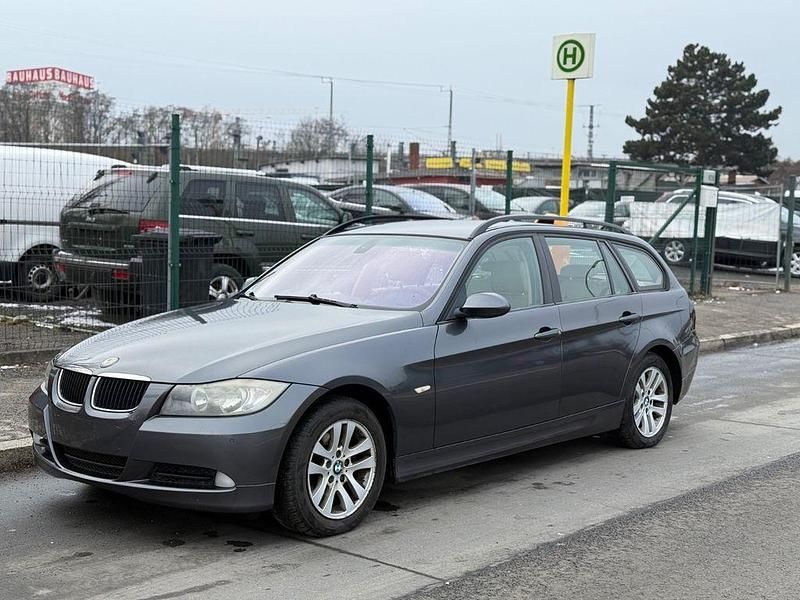 Gebraucht BMW 320 Sport Line 150 PS (110 kW) 2006 Grau Kombi