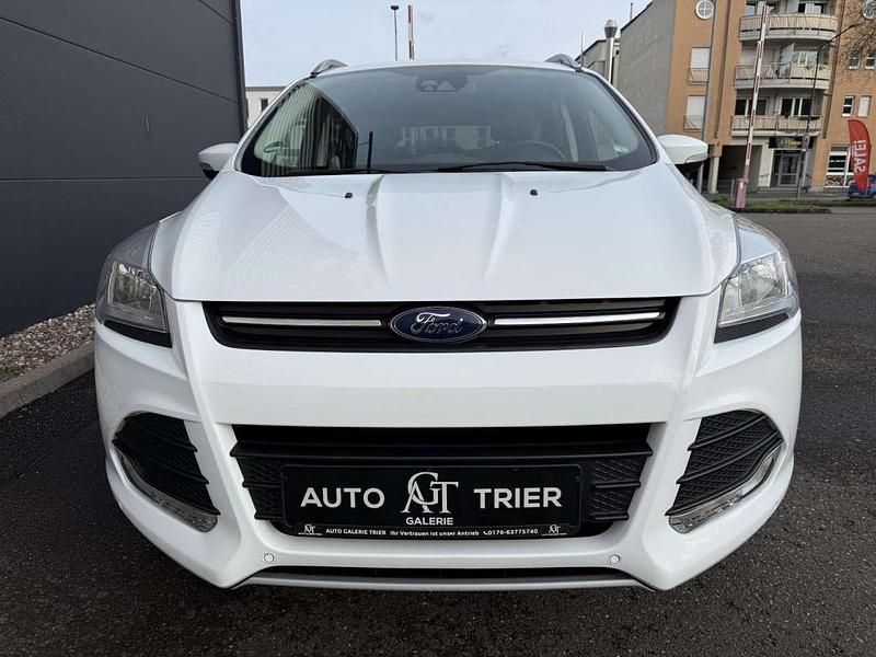Gebraucht Ford Kuga SYNC Edition 150 PS (110 kW) 2015 Frostweiß