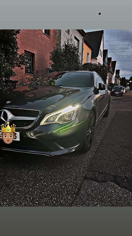 Grau Gebraucht 2013 Mercedes E250 Coupé | 13.500 € (Superpreis) - Bild 1/4