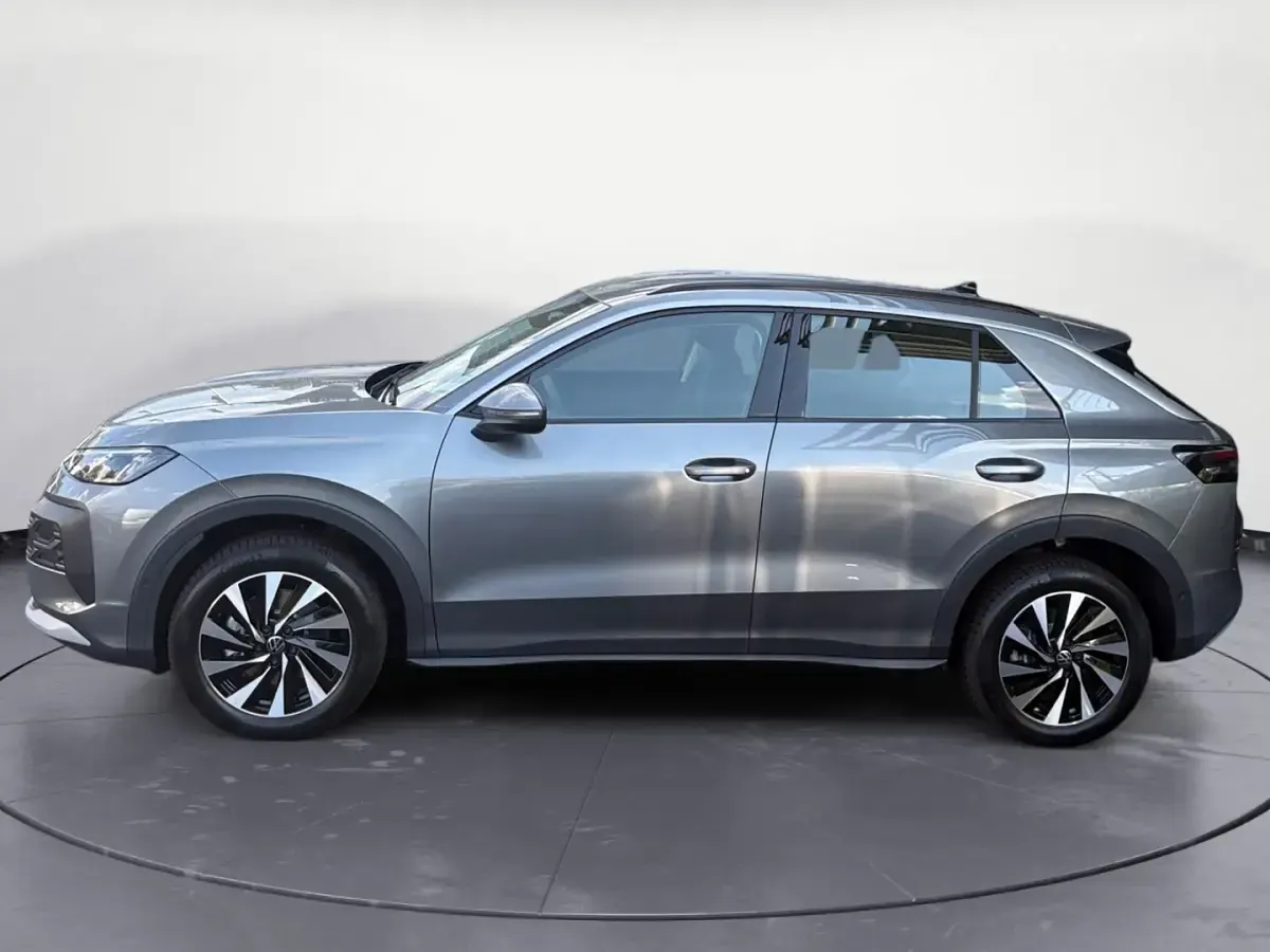 Neu VW T-Roc Life 116 PS (85 kW) 2026 Grau SUV