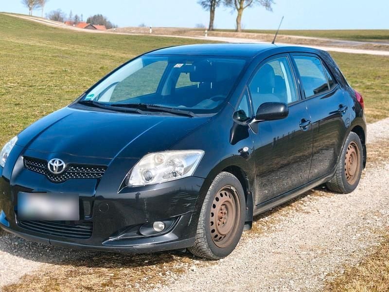 Gebraucht Toyota Auris 132 PS (97 kW) 2009 Schwarz Kleinwagen