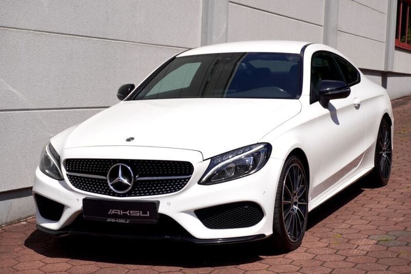 Weiß Gebraucht 2017 Mercedes C220 AMG Coupé | 22.980 € (Fairer Preis) - Bild 1/4