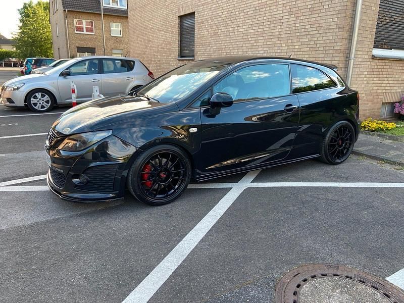 Schwarz Gebraucht 2011 Cupra Ibiza Kleinwagen | 10.000 € - Bild 1/4