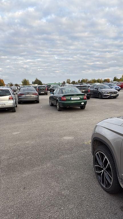 Gebraucht Audi A4 110 PS (80 kW) 1999 Grün Limousine